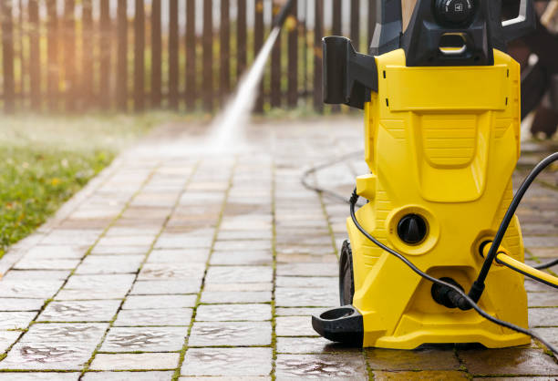 Best Pool Deck Cleaning  in Nuevo, CA